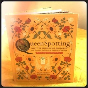 Queen Spotting by Hilary Kearny